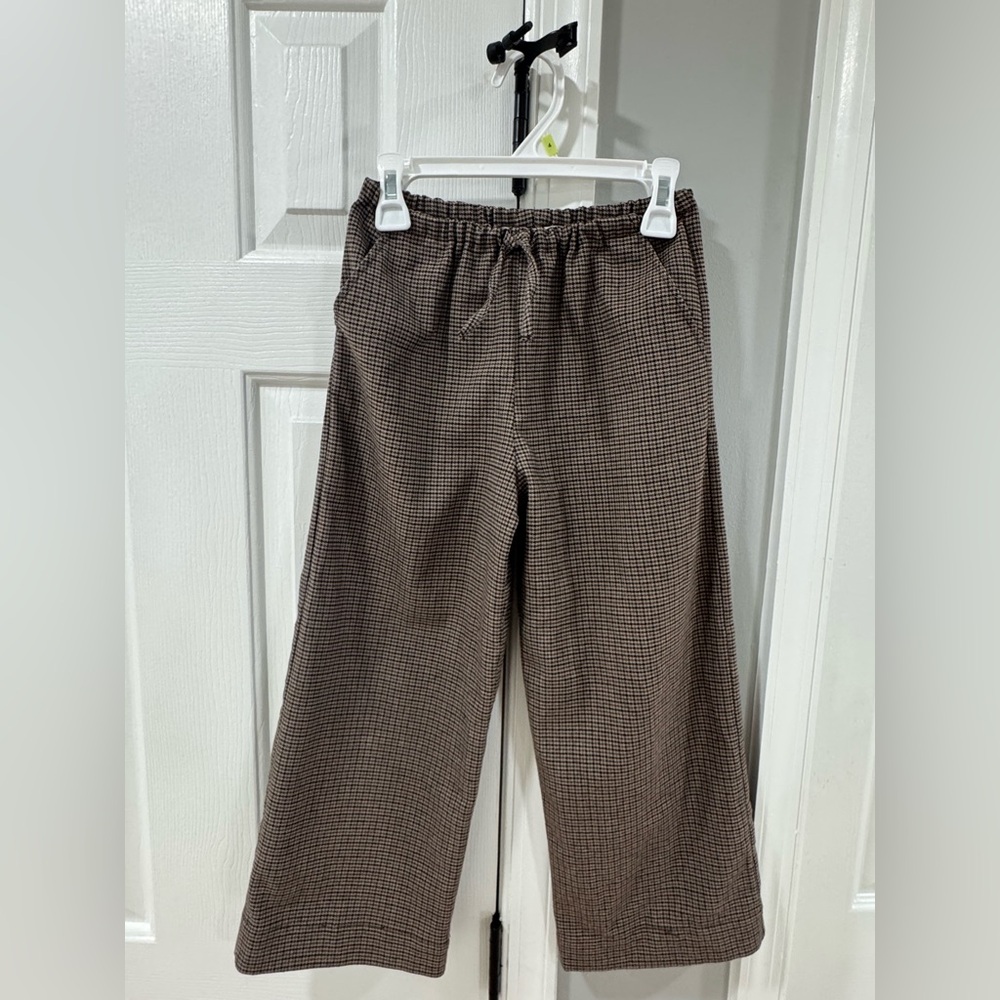 Zara girls plaid pants. Size 7